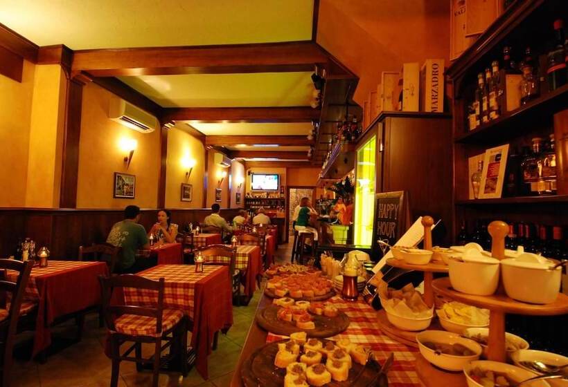 Отель Albergo Ristorante Montebaldo