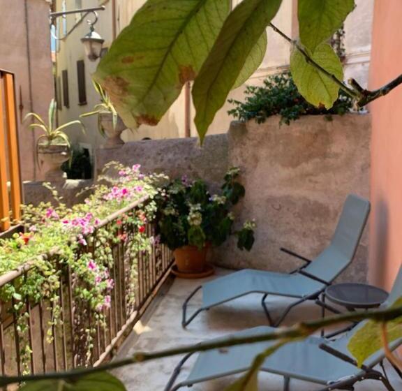 Отель Albergo Ristorante Montebaldo