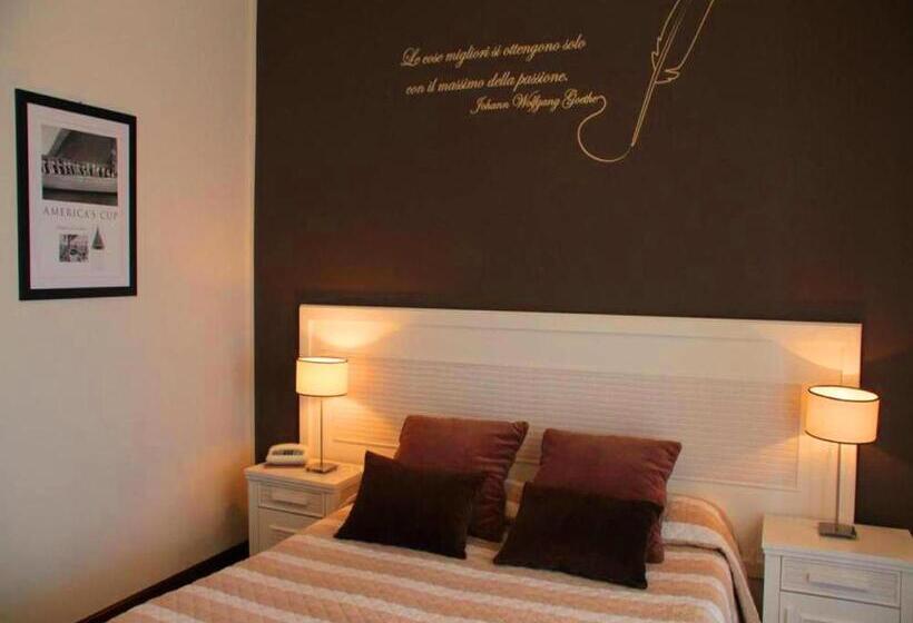 ホテル Ancora Riviera