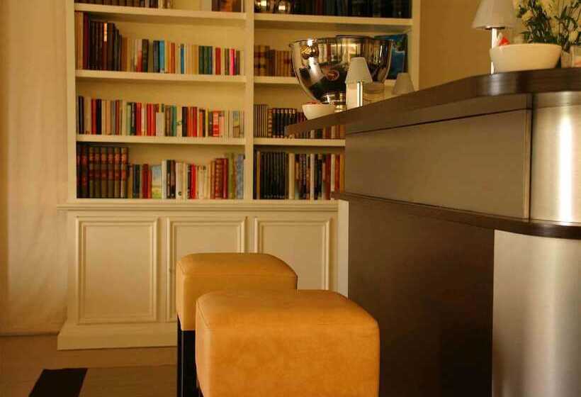 ホテル Ancora Riviera