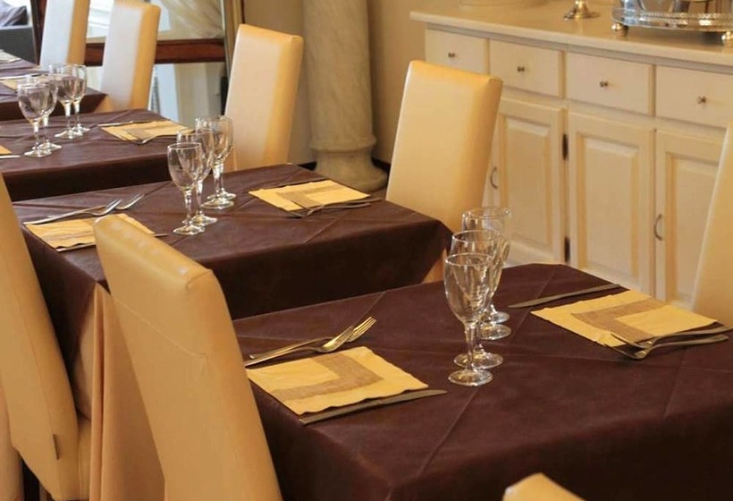 ホテル Ancora Riviera