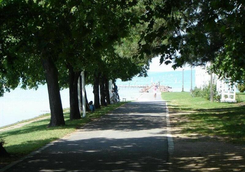 Hotel Apartman Bella