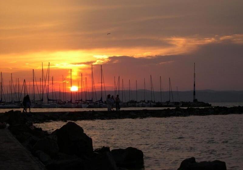 Hotel Apartman Bella