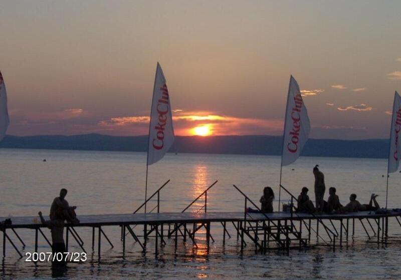 Hotel Apartman Bella