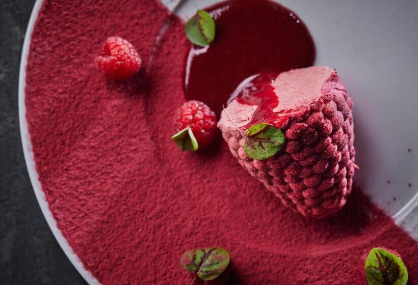 هتل Apvalaus Stalo Klubas Gastro & Spa