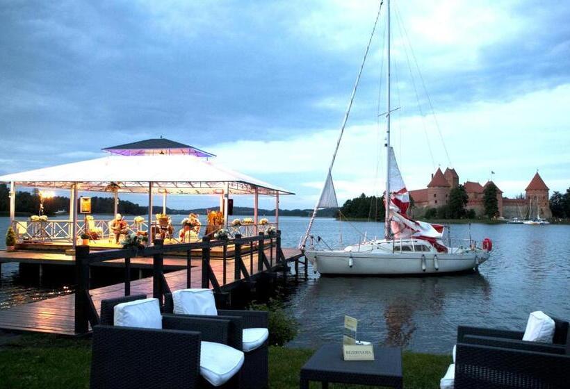 هتل Apvalaus Stalo Klubas Gastro & Spa