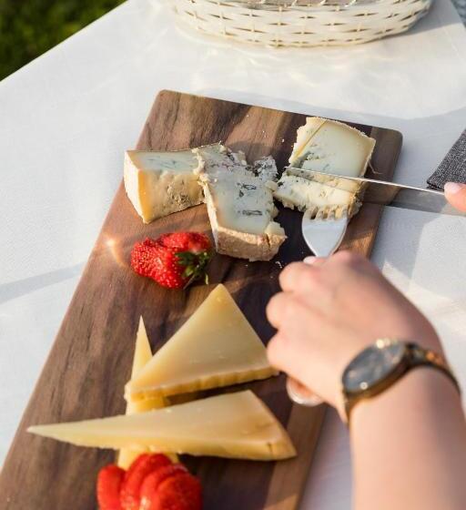 Отель Aquila D Oro Desenzano