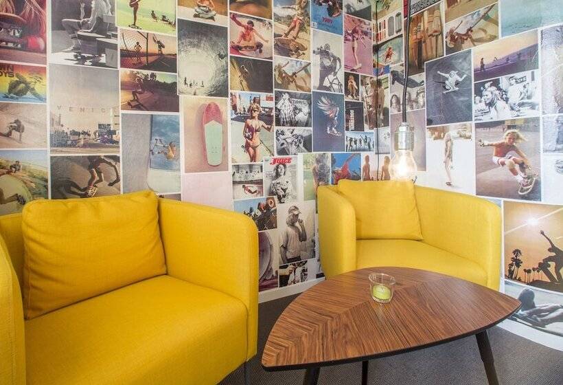 فندق Arena Lodge