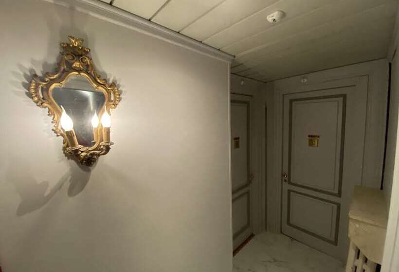 فندق Artua &solferino