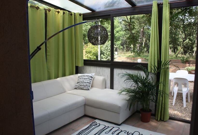 فندق Athénopolis