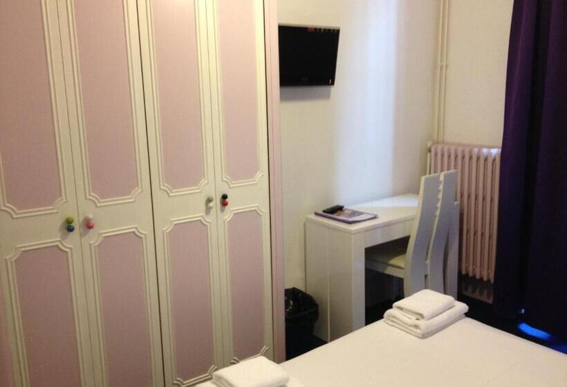 ホテル Bar Restaurant Couleurs Sud