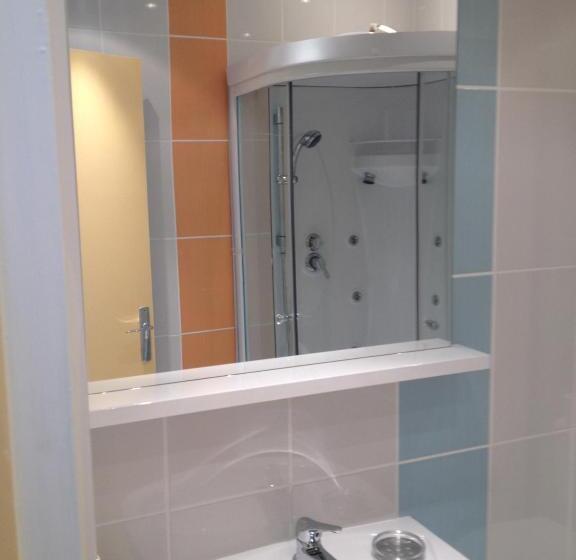 ホテル Bar Restaurant Couleurs Sud