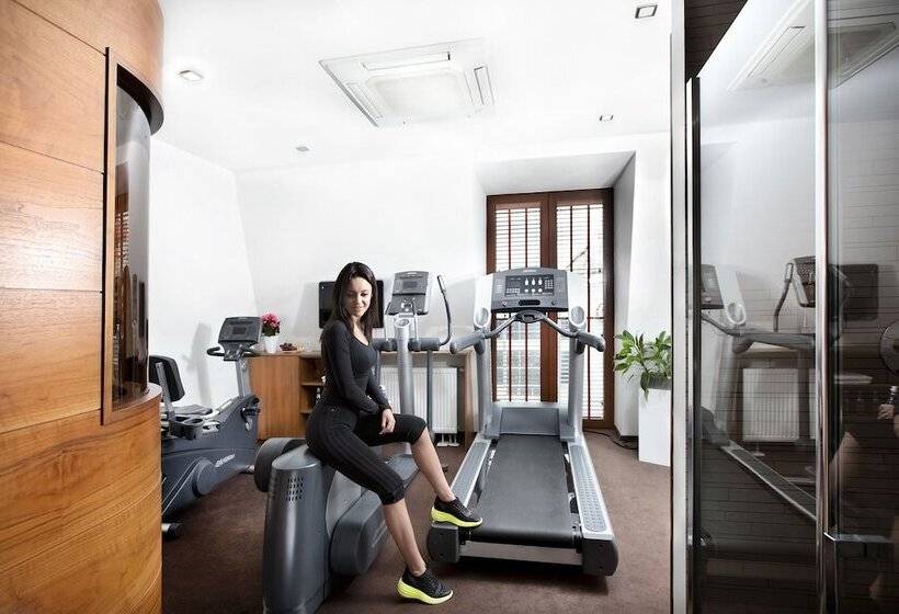 هتل Bayjonn Boutique