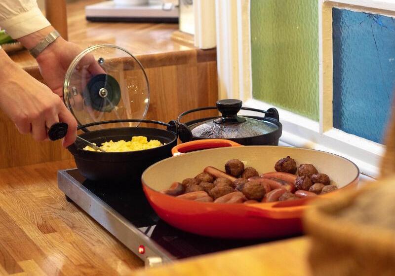 Björkbackens Karaktärshotell