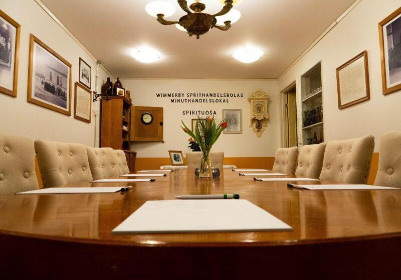 Björkbackens Karaktärshotell