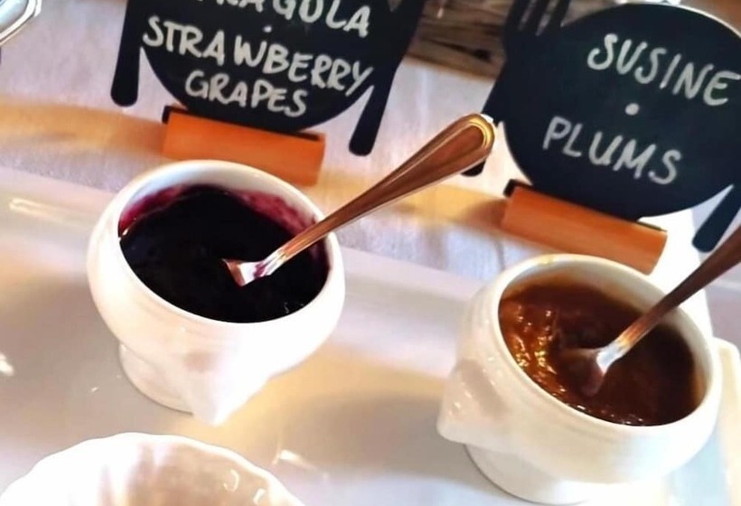 Hotel Borgo Livernano