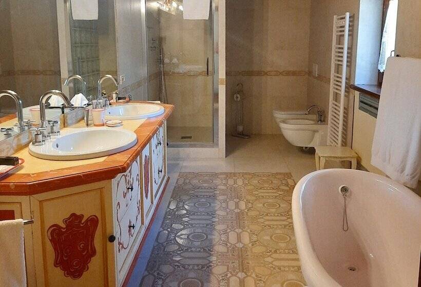 Hotel Borgo Livernano