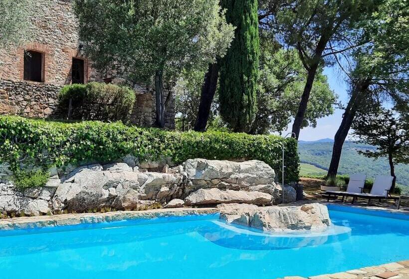 فندق Borgo Livernano