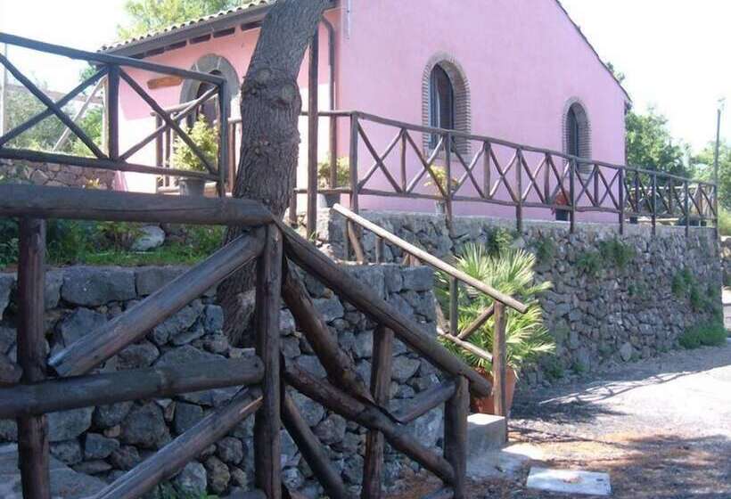 בית מלון כפרי Borgo San Nicolao