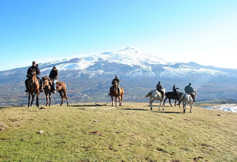 בית מלון כפרי Borgo San Nicolao