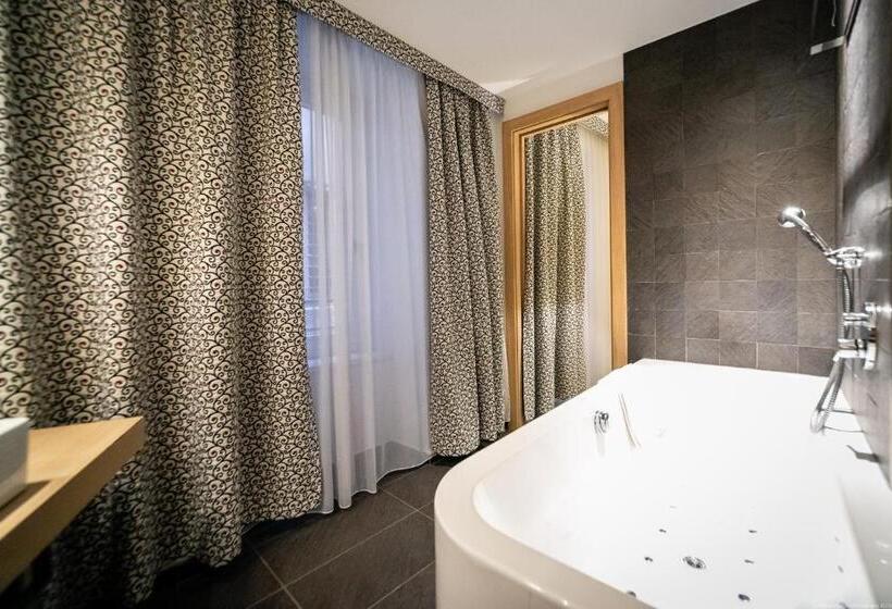 هتل Boutique Exclusive B&b