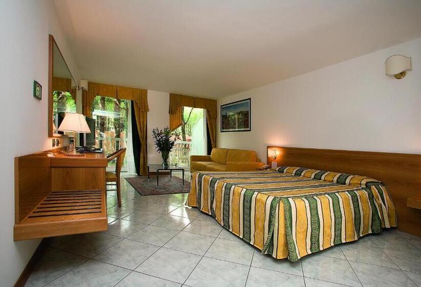 ホテル Capri Bardolino 3s