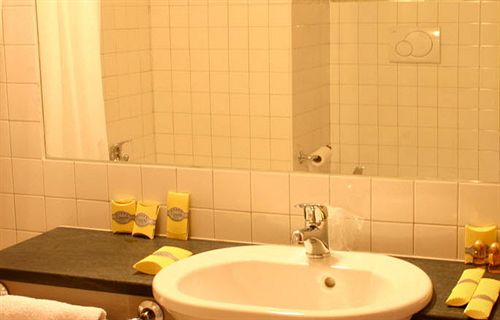 هتل Cepina Albergo Incantato