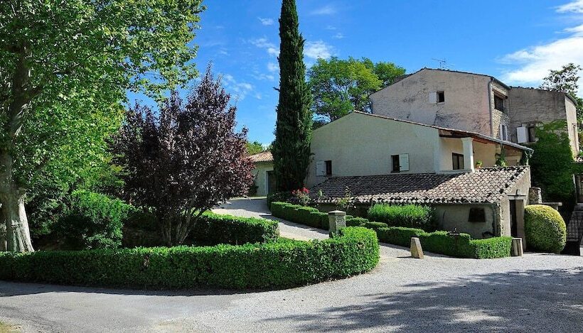 ホテル Charembeau