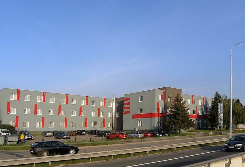 Отель City Hostel Brno
