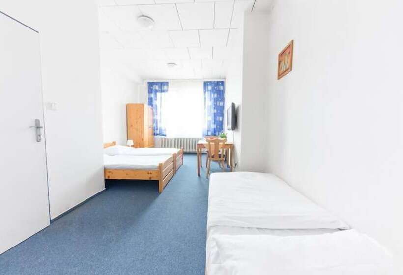 Отель City Hostel Brno
