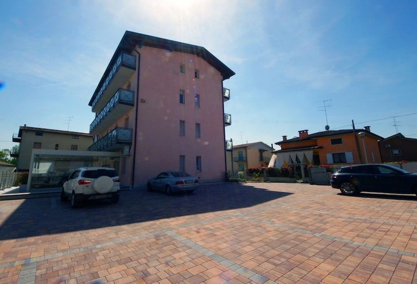 酒店 Clarin 14 By Dori