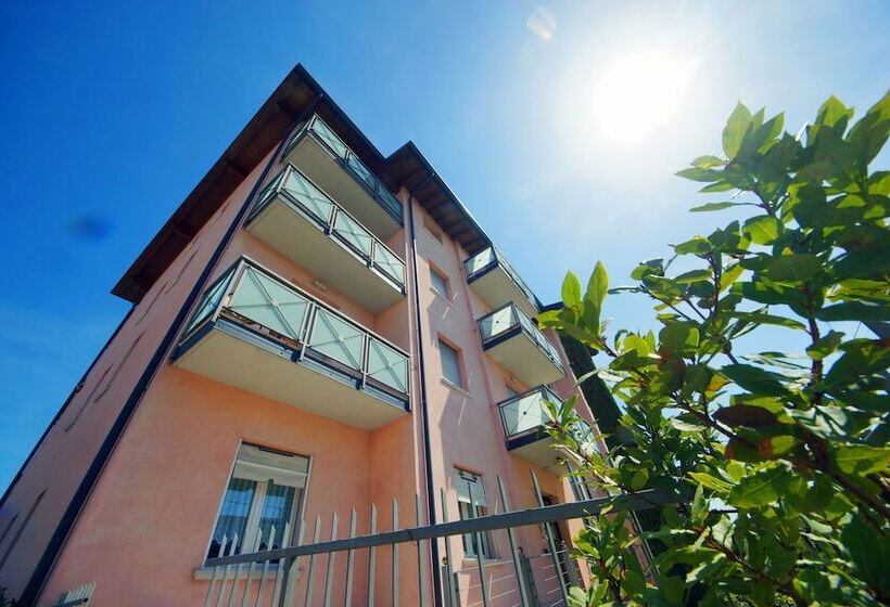 酒店 Clarin 14 By Dori