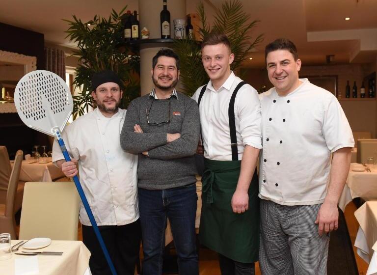 فندق The Coach House