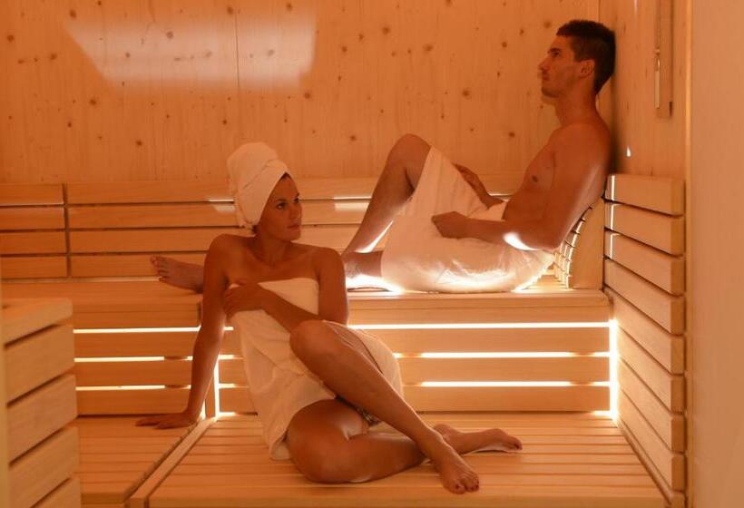 فندق Corona Dolomites