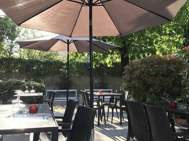 ホテル Corte Malaspina