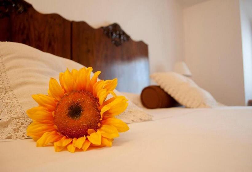 ホテル Corte Malaspina