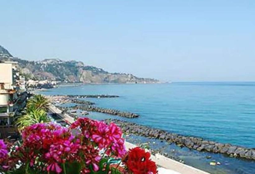 ホテル Costa Azzurra