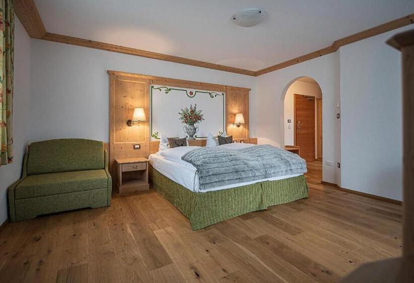 בית מלון כפרי Cristallo