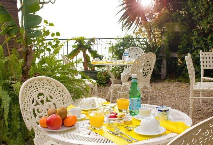 فندق De Charme Regency