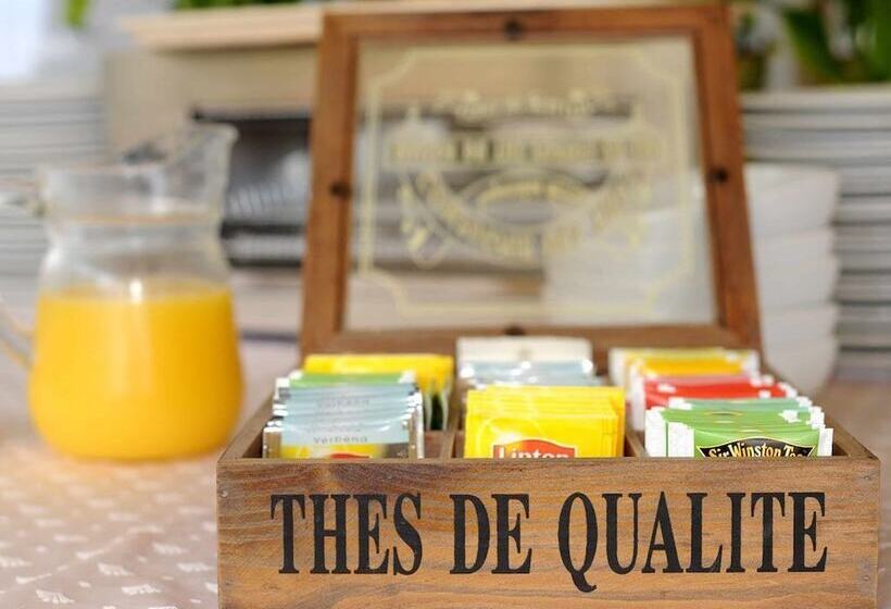 فندق De Charme Regency