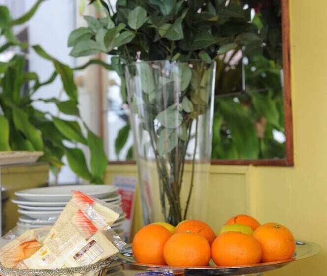 فندق De Charme Regency