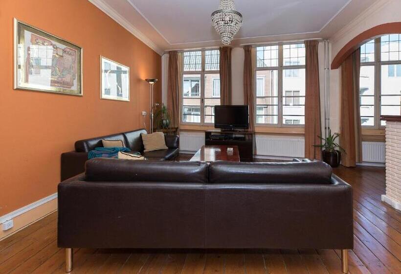 Отель De Vischpoorte, Hartje Deventer En Aan De Ijssel