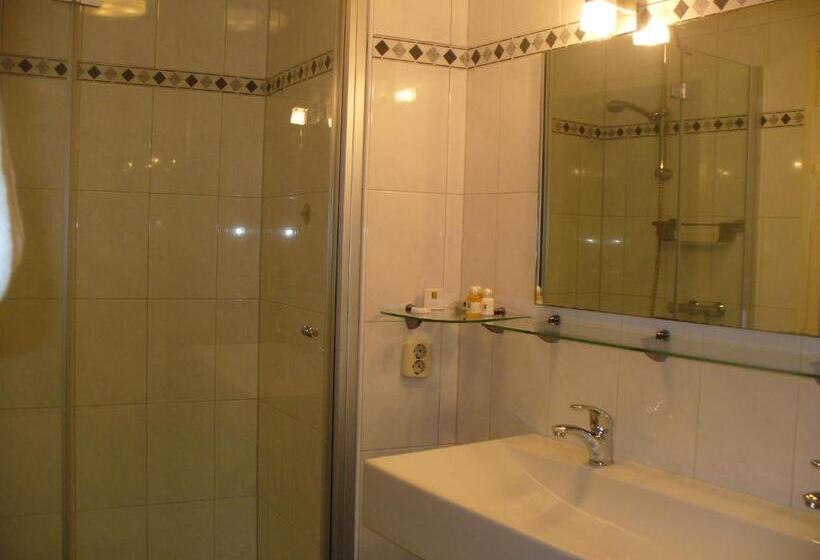 Отель De Vischpoorte, Hartje Deventer En Aan De Ijssel