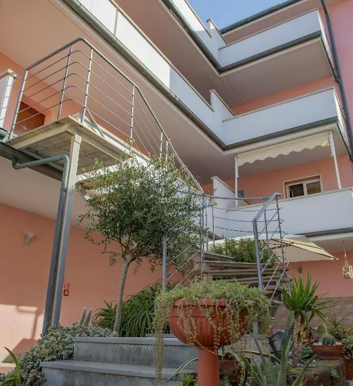 בית מלון כפרי Del Sole