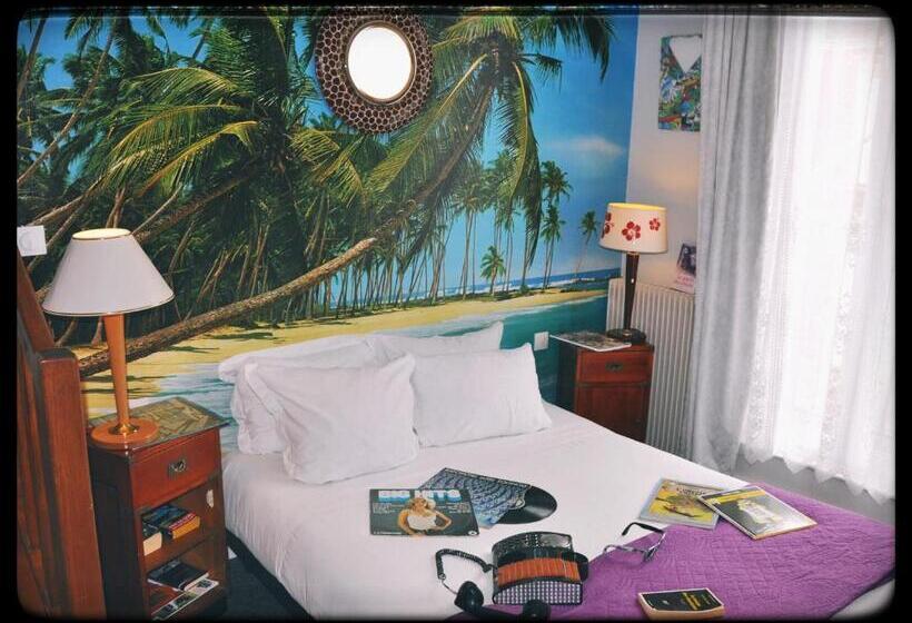 Отель Detective