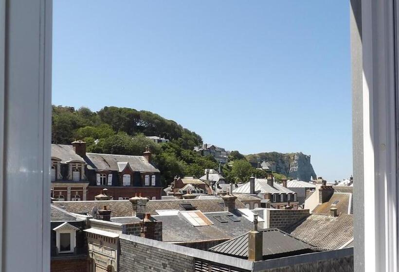 Отель Detective