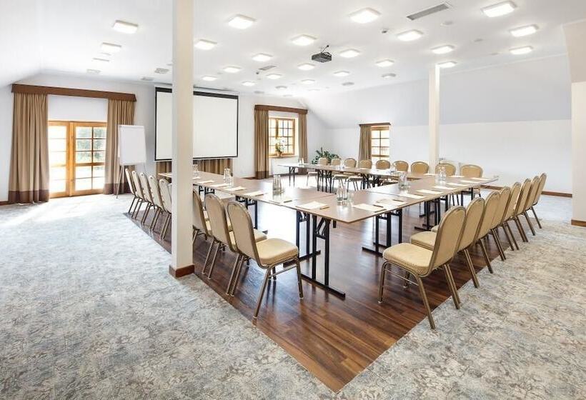 בית מלון כפרי Dolina Charlotty Resort&spa