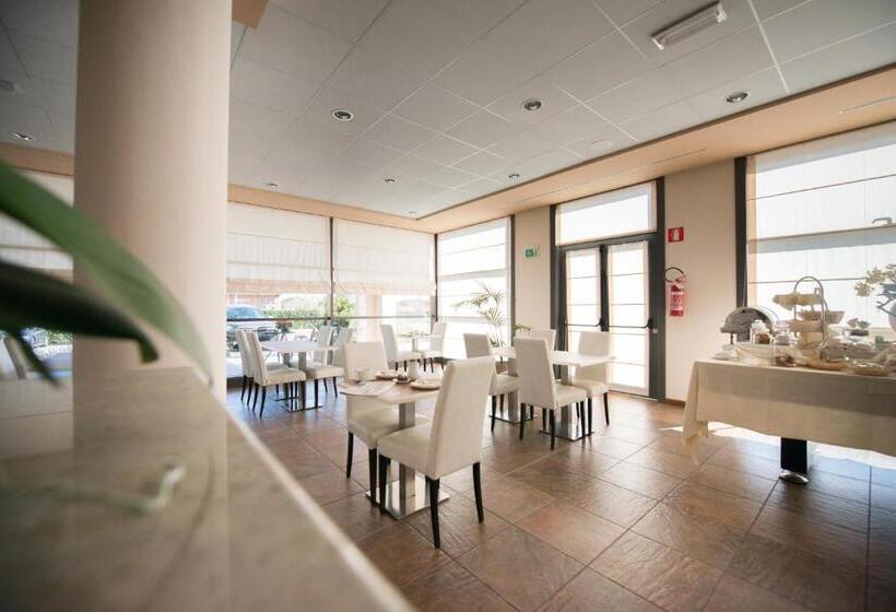 Отель Draconerium