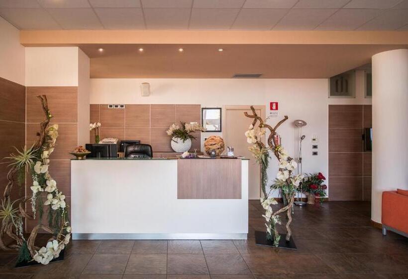 Отель Draconerium