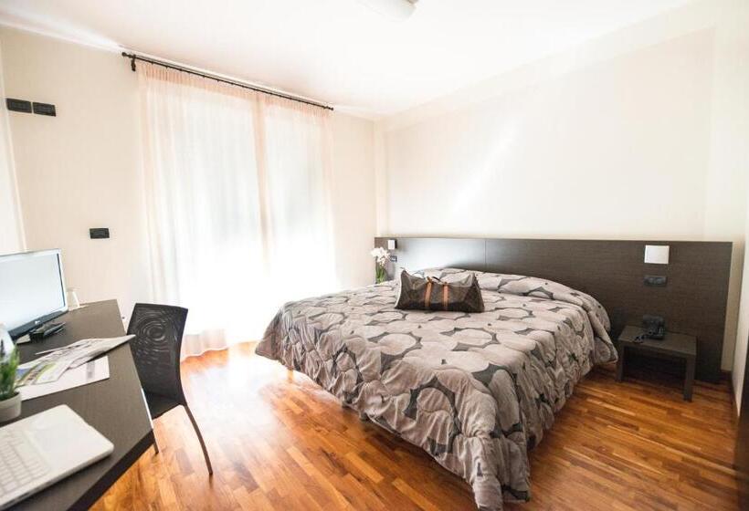 Отель Draconerium